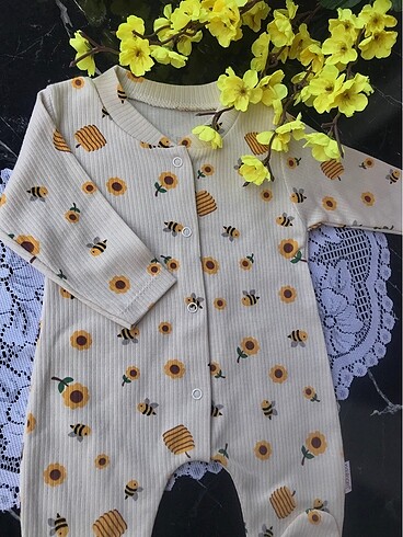 6 Ay Beden Kız Bebek Çıtçıtlı Patikli Tulum
