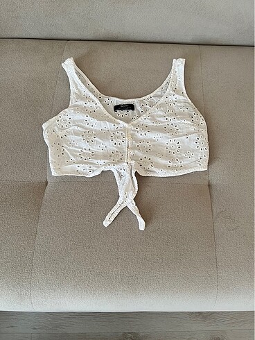 Bershka Beyaz Crop