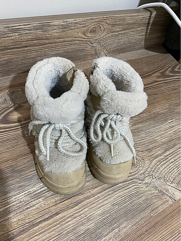 24 Beden camel Renk Zara bot