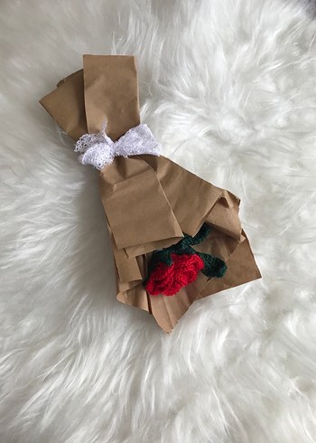 Kırmızı Örgü Gül Buketi - Görsel 4