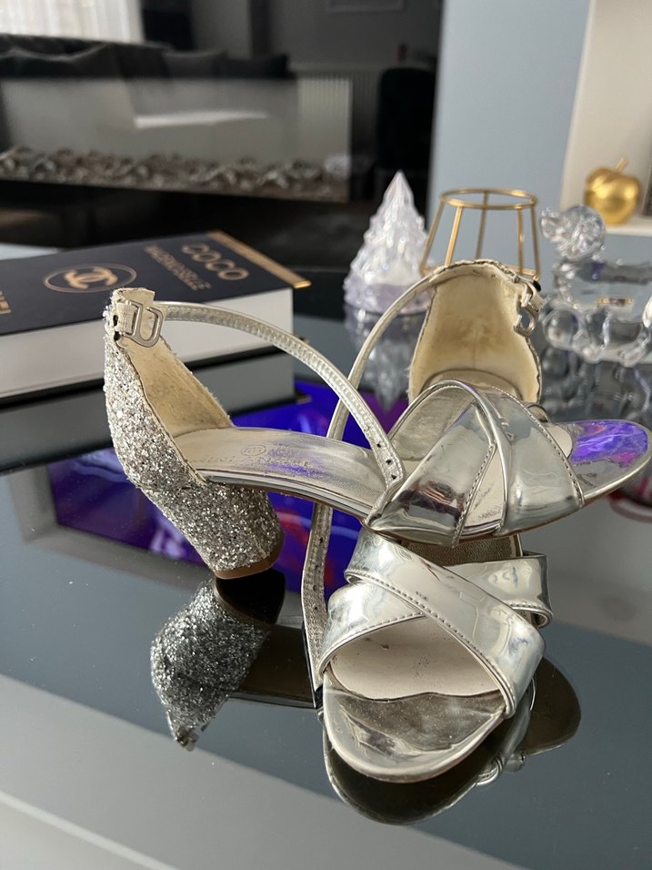 Cocuk abiye topuklu Ayakkabısı - Görsel 2