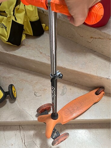 Işıklı scooterr