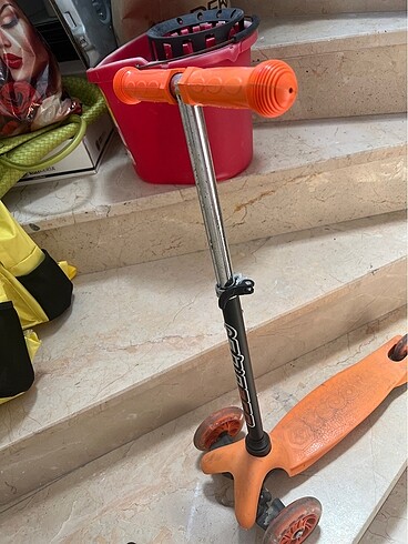 Işıklı scooterr