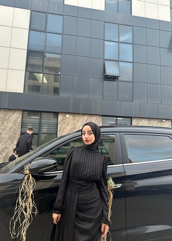 Siyah Uzun Kollu Kadın Abiye - Görsel 2