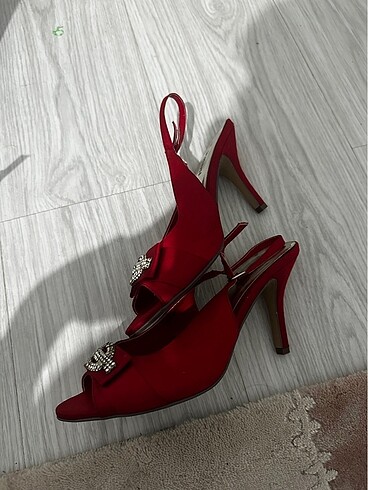 Topuklu ayakkabı - Görsel 7