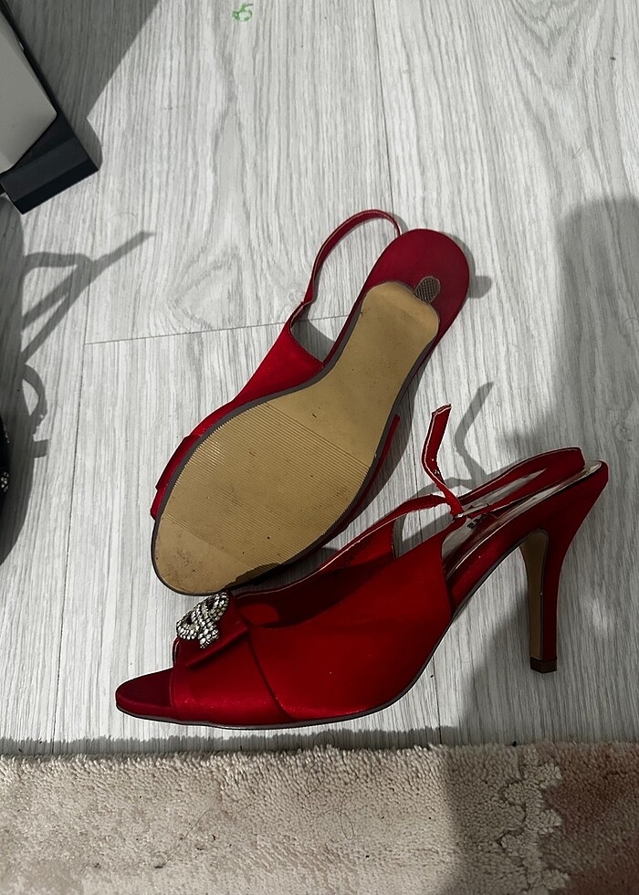 Topuklu ayakkabı - Görsel 4