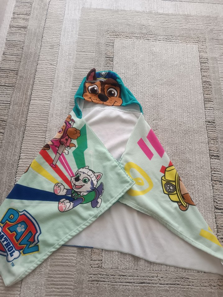 Çocuklar için Renkli Paw Patrol havlu  - Görsel 4