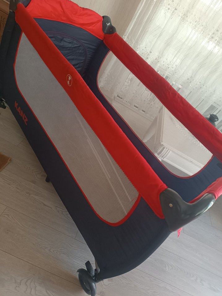 Kırmızı lacivert Renkli Oyun Parkı Yatağı - Görsel 2