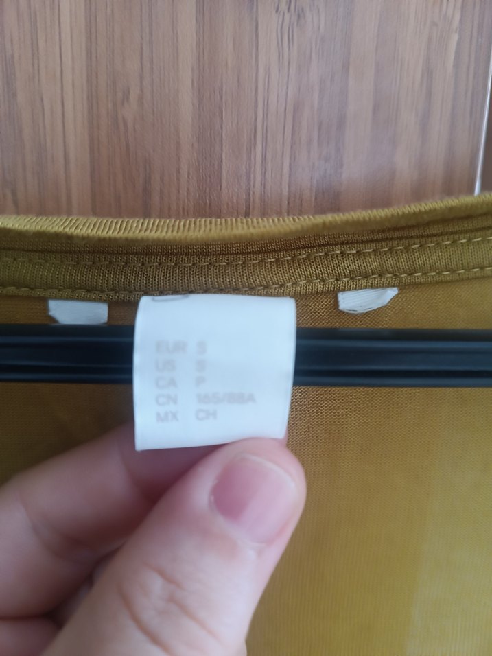 yeşil V Yaka Kadın Tişört - Görsel 2