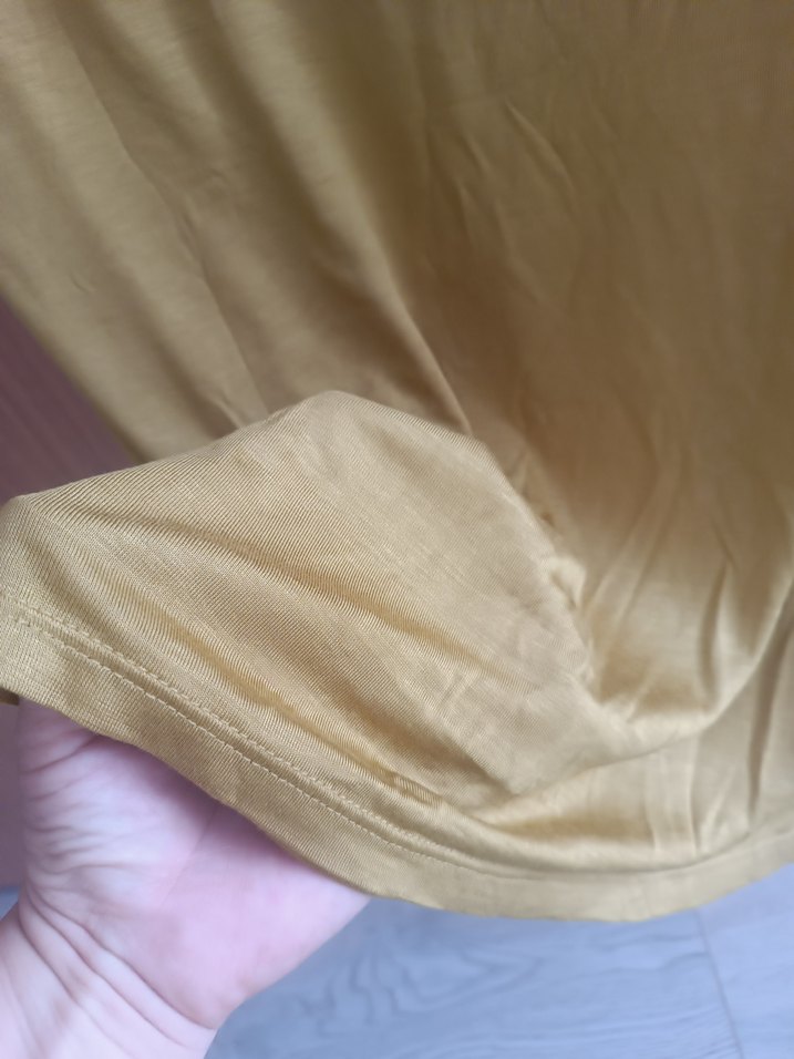 yeşil V Yaka Kadın Tişört - Görsel 4