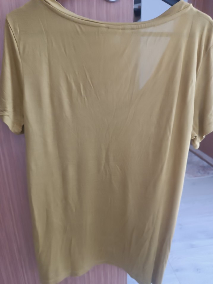 yeşil V Yaka Kadın Tişört - Görsel 3