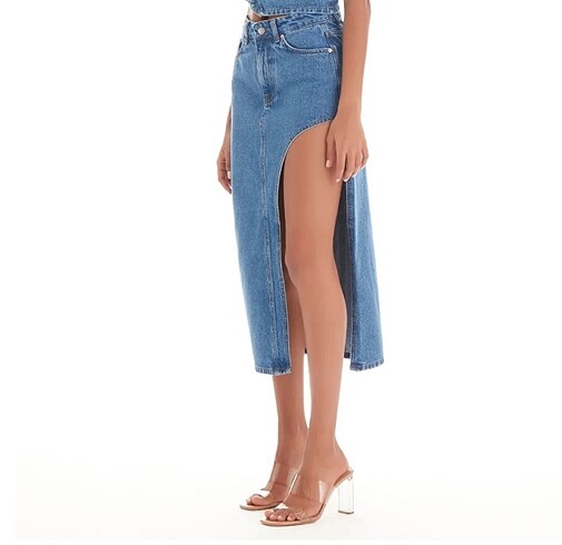 Kadın Mavi Kot Rengi Yandan Derin Yırtmaç Detaylı Uzun Denim Ete