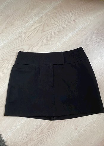 Bershka Siyah Mini Etek