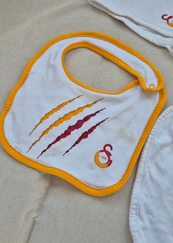 Lisanslı Mama Önlüğü - Görsel 3