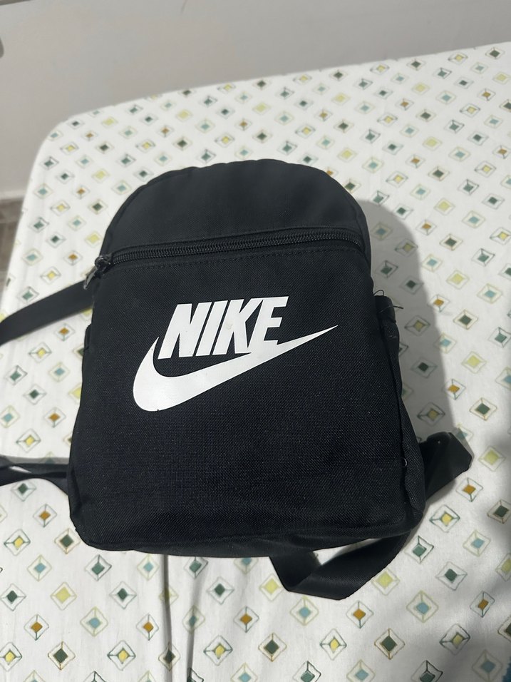 Nike Siyah Sırt Çantası - Görsel 2