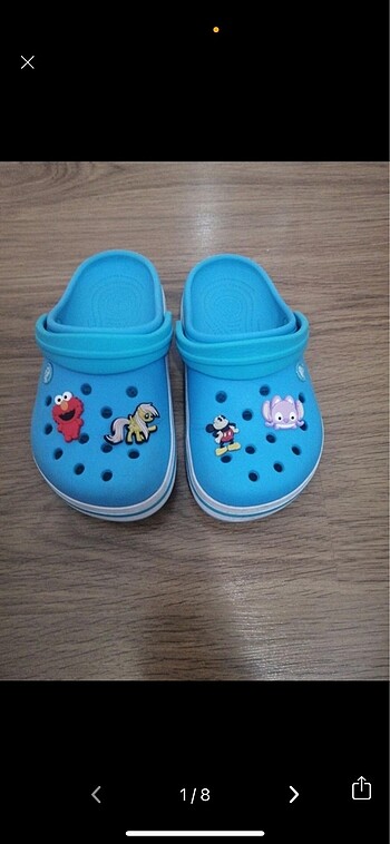 Crocs