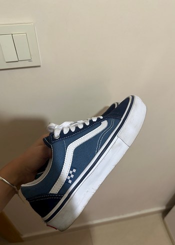 vans 36