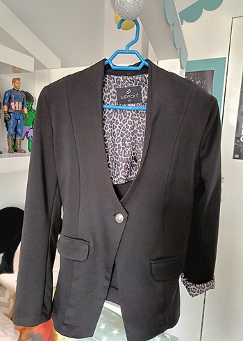 Zara Kadin Siyah Leopar Detayli Blazer Ceket
