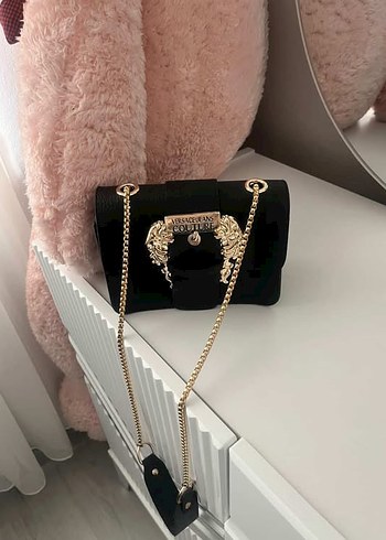 Diğer Versace Jeans Couture Altın Zincirli Deri Çanta