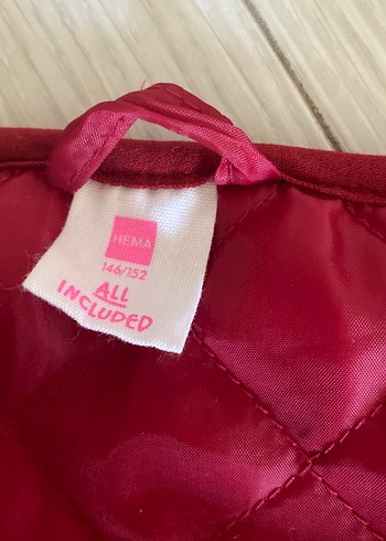 Kız Çocuk Kırmızı Yelek - Görsel 2