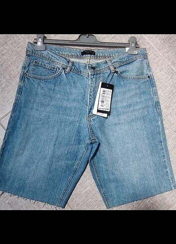 Trendyol & Milla Mavi Erkek Regular Kesik Paça Denim Şort