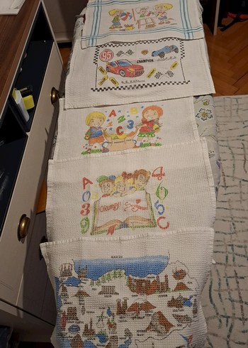 Çocuklar için çok renkli beslenme örtüsü - Görsel 4