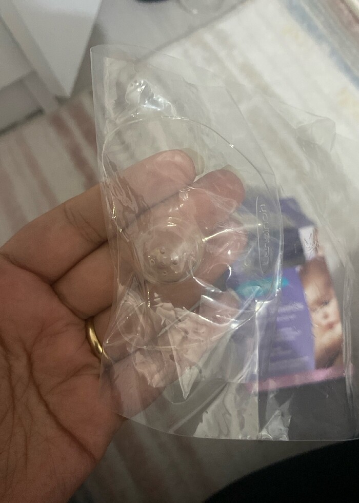 Lansinoh silikon göğüs ucu koruyucu - Görsel 3