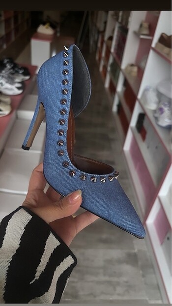 Jean zımbalı stiletto