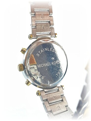 Beden Michael Kors Saat %70 İndirimli.