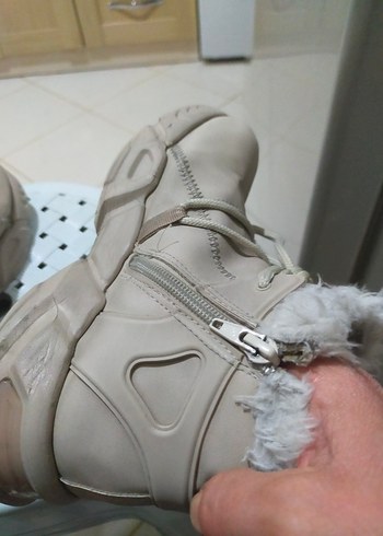 Bej Süet Tüylü Dolgu Topuk çocuk Bot - Görsel 4