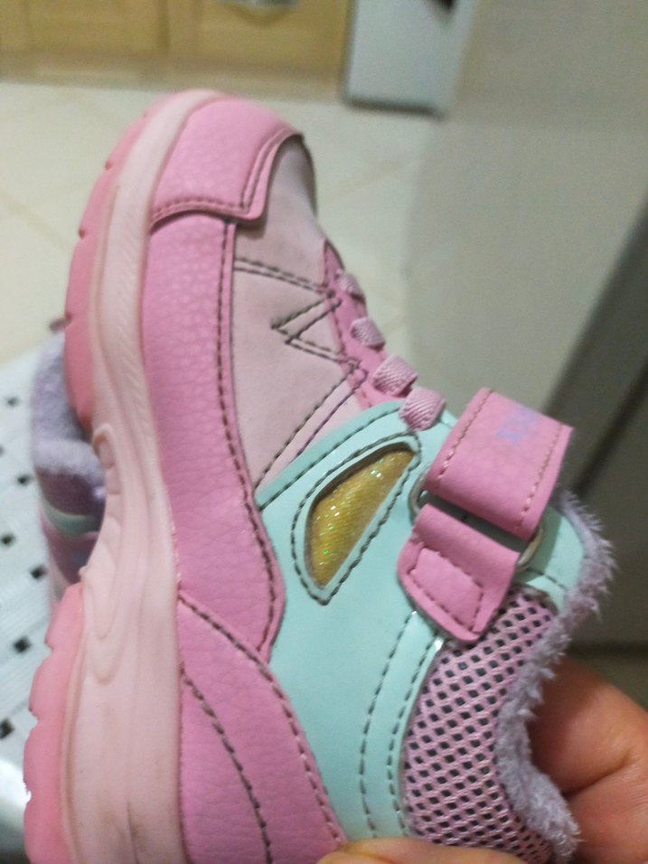 Kız Çocuk Pembe Bağcıklı ve Cırtlı Bot - Görsel 4