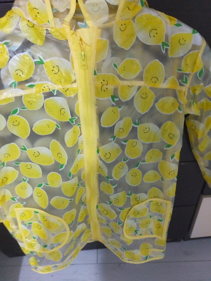 Sarı Baskılı Kız Çocuk Yağmurluk - Görsel 2