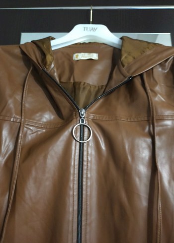 Kadın Bej Uzun Deri Kemerli Kaban - Görsel 3