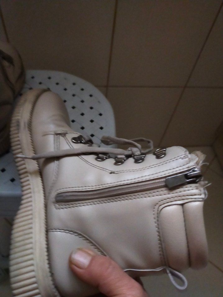 Bej Deri Kadın Dolgu Topuk Bot - Görsel 4