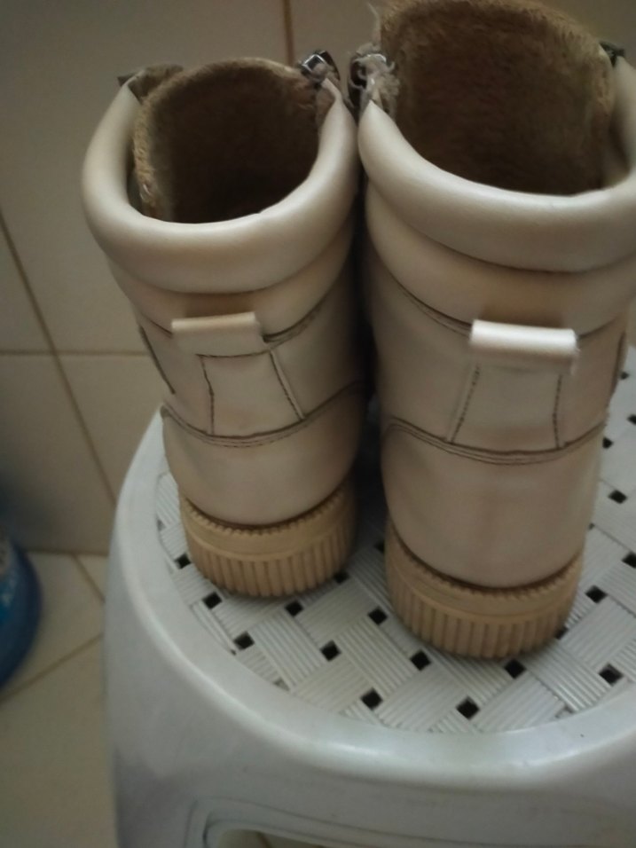 Bej Deri Kadın Dolgu Topuk Bot - Görsel 3