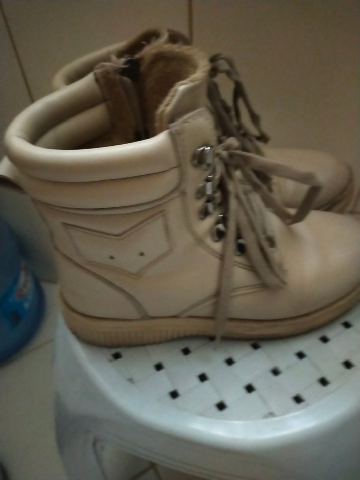 Bej Deri Kadın Dolgu Topuk Bot - Görsel 2