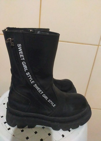 Siyah Platform Topuklu Gotik çocuk Botları - Görsel 2