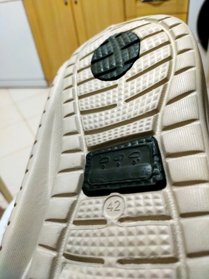 Crocs Erkek Beyaz Tokalı Sandalet - Görsel 5