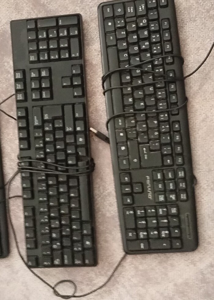 Üç adet klavye  - Görsel 5