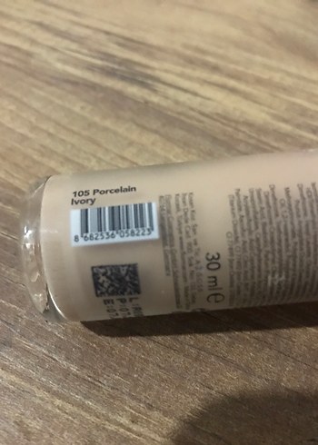 Beden Renk Flormar Bej Perfect Coverage Fondöten