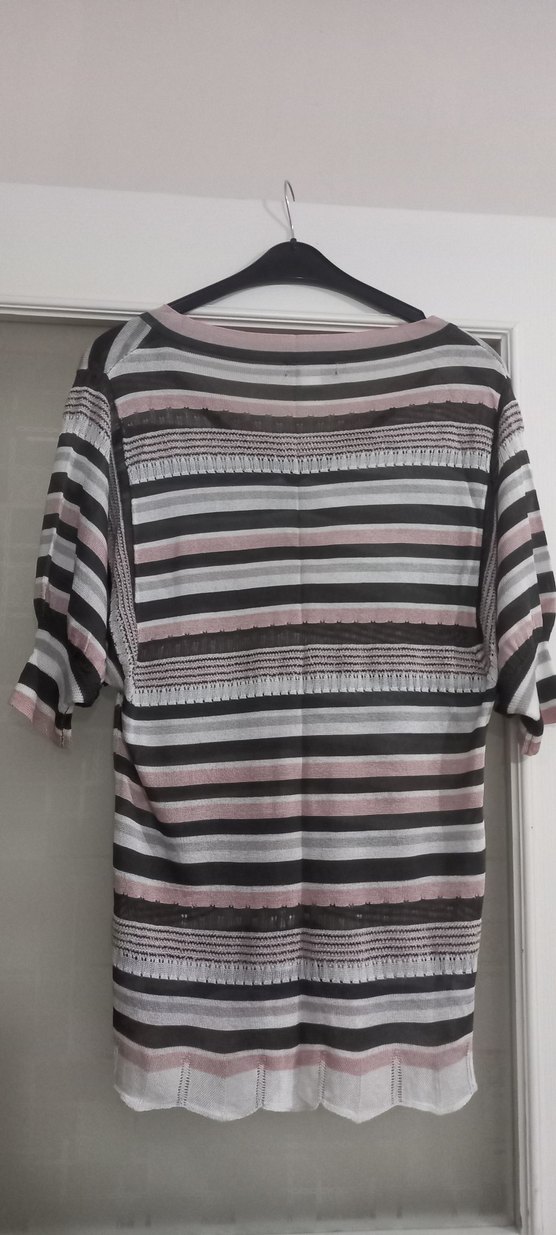 Gri Çizgili V Yaka Örgü Kadın Kazak - Görsel 4