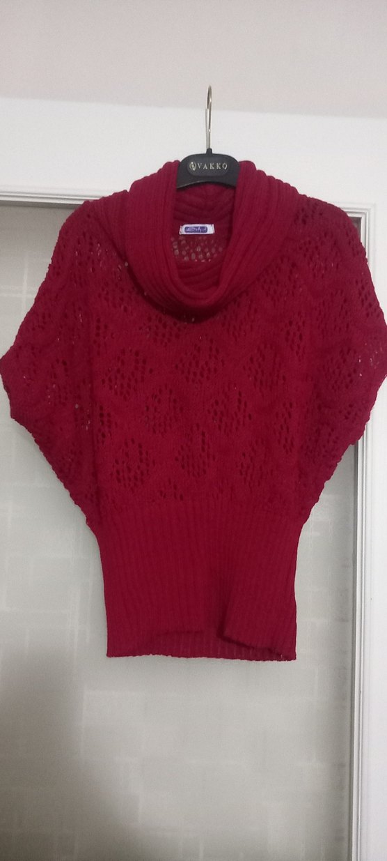 Kırmızı Örgü Boğazlı Kolsuz Triko - Görsel 2