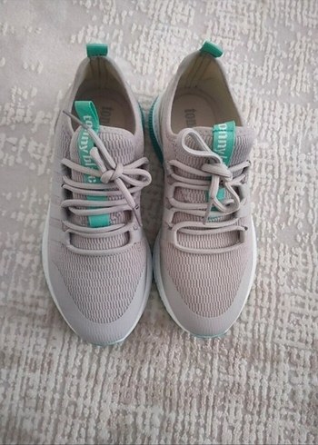 Gri Bağcıklı Spor Kadın Sneaker