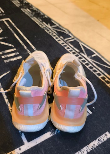 Beyaz Bağcıklı Spor Kadın Sneakers - Görsel 3