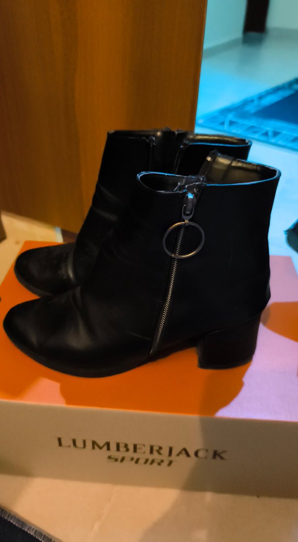 Siyah Tokalı Stiletto Topuklu Kadın Botu - Görsel 2