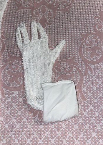 Beyaz Pullu Uzun Abiye Eldiven - Görsel 2