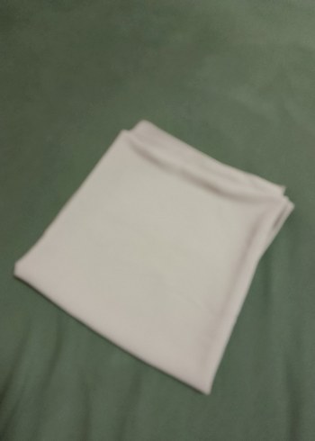 krem Medine ipeği eşarp - Görsel 3