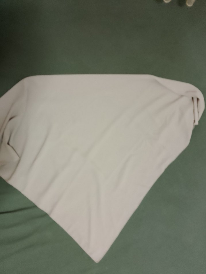 krem Medine ipeği eşarp - Görsel 2