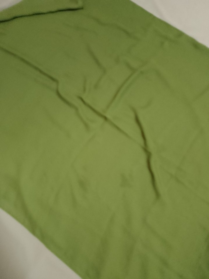 Yeşil Şal - Görsel 2