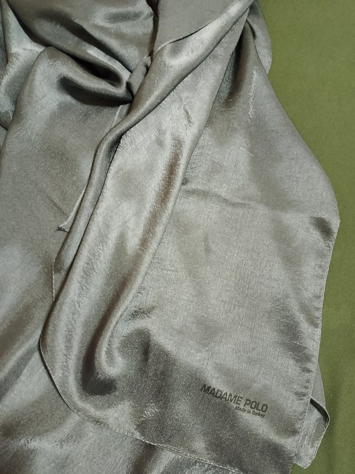 Gri  Saten Şal - Görsel 4